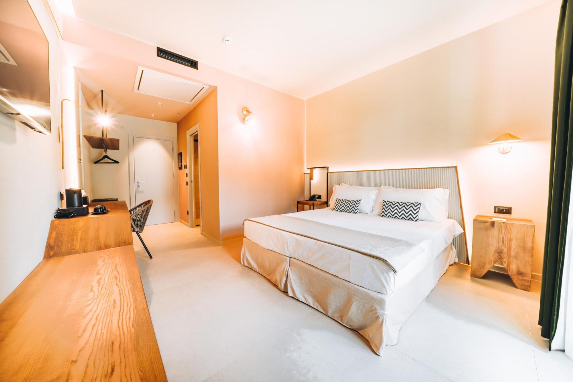 Ananea Tropea Yachting Resort Bagian luar foto