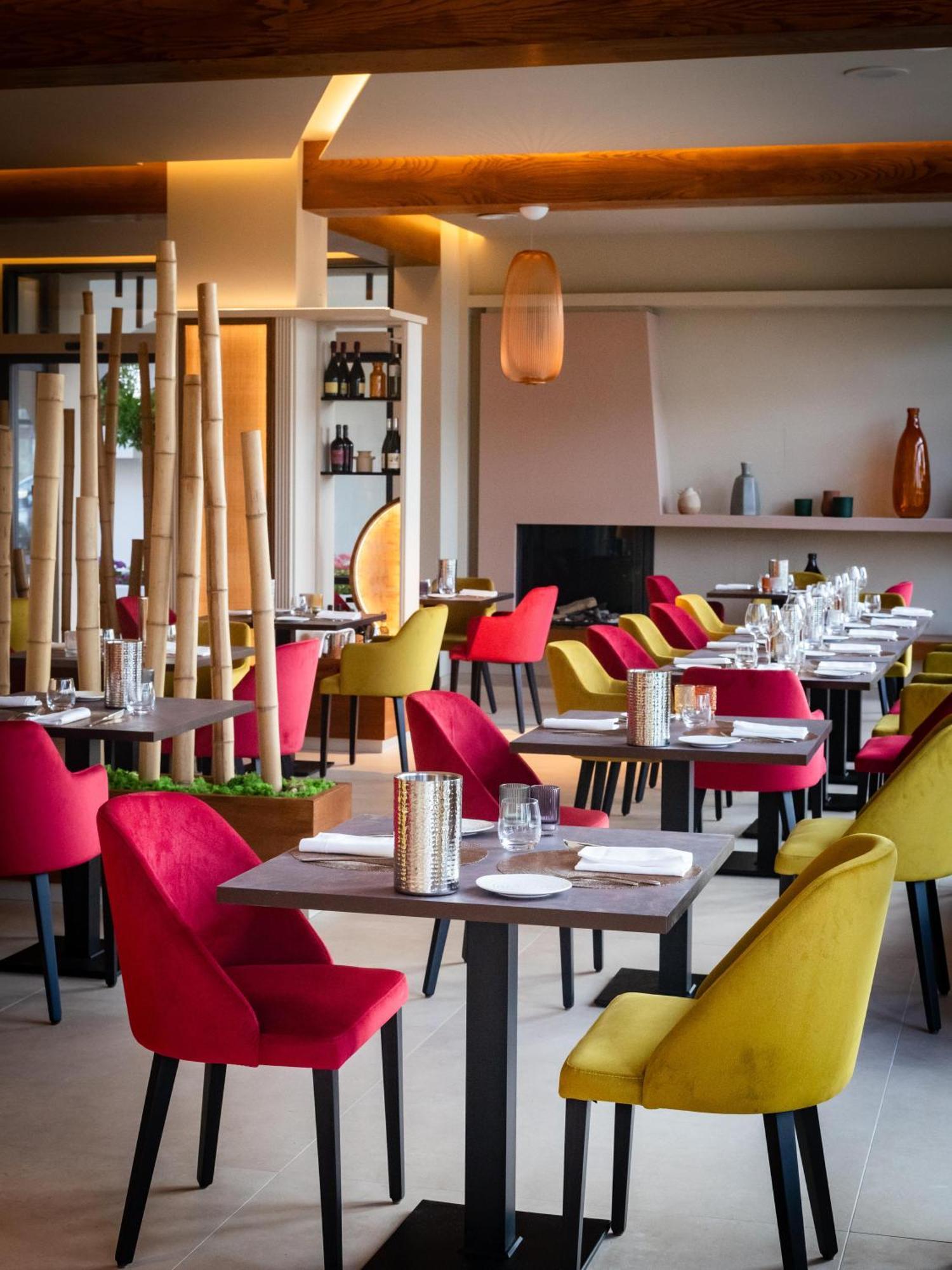 Ananea Tropea Yachting Resort Bagian luar foto